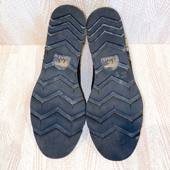 Sorel Major Low Cheetah Waterproof Ankle Booties - Picture 7 of 9